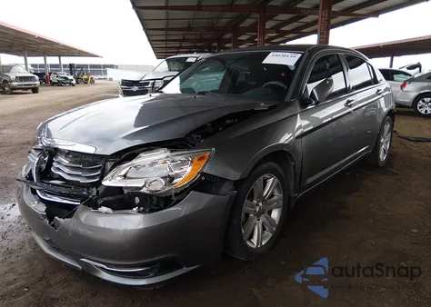 2013 Chrysler 200 Lx из США, поврежденный, VIN 1C3CCBAB1DN647245
